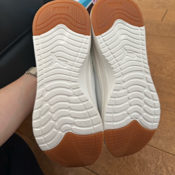 Puma White Mesh Sneakers - Picture 5 of 7